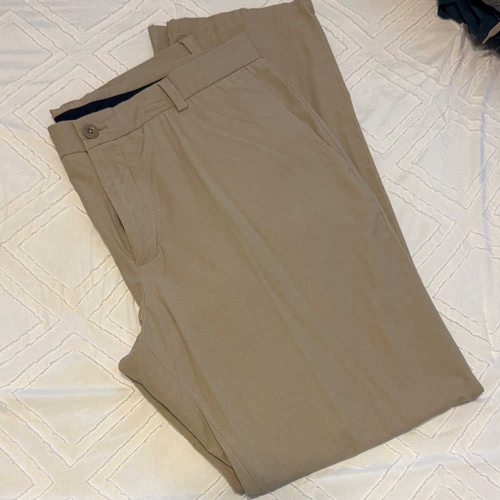 Men's Vinyard Vines lightweight on-the-go pants
